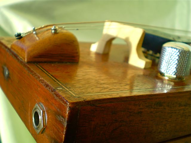 Cigar Box Instrument
